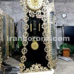 ساعت ایستاده برنزی مدل پایه سنگی با گل درشت